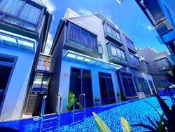 Siak Kew Avenue (D13), Terrace #453807041